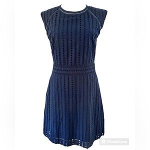 *5/$20 or 3/$15* Banana Republic Navy Eyelet Dress-Sz 6